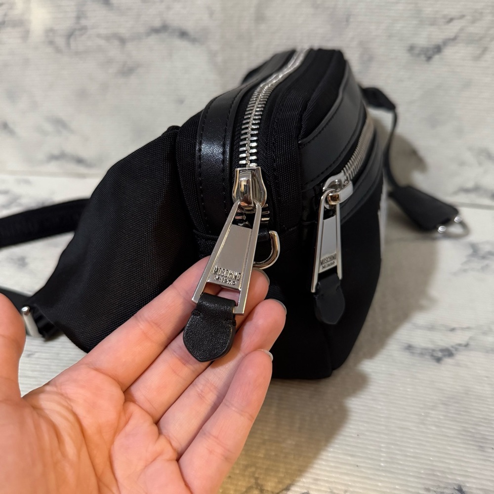 Moschino Couture Black Belt Bag / Bumbag Unisex - Picture 10 of 17